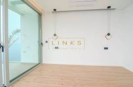 3 Bedroom Villa - Sea View with Pool 3 Bedroom Villa - Sea View with Pool