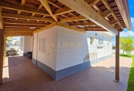 3 bedroom villa in Campo de Baixo – A few minutes from the beach 3 bedroom villa in Campo de Baixo – A few minutes from the beach