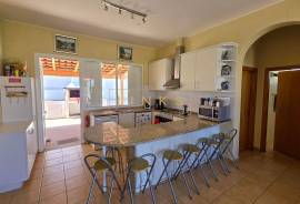 3 bedroom villa in Campo de Baixo – A few minutes from the beach 3 bedroom villa in Campo de Baixo – A few minutes from the beach