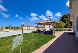 3 bedroom villa in Campo de Baixo – A few minutes from the beach 3 bedroom villa in Campo de Baixo – A few minutes from the beach