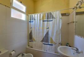 3 bedroom villa in Campo de Baixo – A few minutes from the beach 3 bedroom villa in Campo de Baixo – A few minutes from the beach