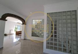 2 bedroom villa, close to the center of Faro