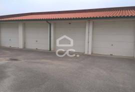 Shop - near Marine Grande industrial zone Shop - near Marine Grande industrial zone