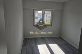 4-Bed Apartment with Roof Terrace 4-Bed Apartment with Roof Terrace