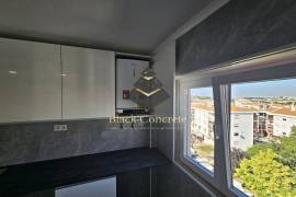 4-Bed Apartment with Roof Terrace 4-Bed Apartment with Roof Terrace