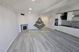 4-Bed Apartment with Roof Terrace 4-Bed Apartment with Roof Terrace