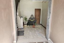4-Bed Apartment with Roof Terrace 4-Bed Apartment with Roof Terrace