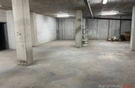 Great opportunity: 240 m² garage in the basement of the building Great opportunity: 240 m² garage in the basement of the building
