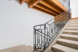 A Delightful, Fully Renovated Village House Offering 116 M2 Of Living Space With 3 Bedrooms, Combining Comfort And Authenticity.