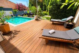 A Beautiful, Fully Renovated Village House With 4 Bedrooms Set On 306 M2 Of Land With A Swimming Pool. A Beautiful, Fully Renovated Village House With 4 Bedrooms Set On 306 M2 Of Land With A Swimming Pool.