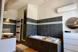 A Beautiful, Fully Renovated Village House With 4 Bedrooms Set On 306 M2 Of Land With A Swimming Pool. A Beautiful, Fully Renovated Village House With 4 Bedrooms Set On 306 M2 Of Land With A Swimming Pool.