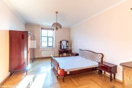Apartment for sale in Riga, 148.20m2