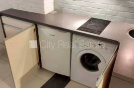 Studio for rent in Riga, 30.00m2 Studio for rent in Riga, 30.00m2