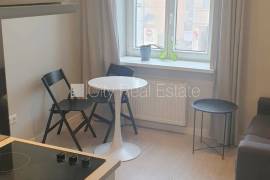 Studio for rent in Riga, 25.00m2 Studio for rent in Riga, 25.00m2