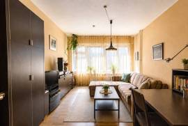 Investment! Studio Apartment in Top Location Savignyplatz Charlottenburg Investment! Studio Apartment in Top Location Savignyplatz Charlottenburg