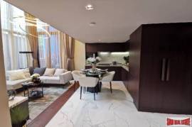 New Exciting High-Rise Condo at Asoke - Loft Units