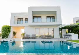 4 Bedroom Modern Villa - Peyia, Paphos