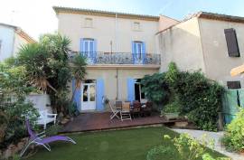 9 room, 244m2 Village house for sale in Cessenon sur orb - 295 000 € *
