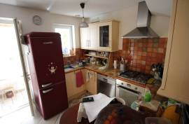 3 room, 83m2 Townhouse for sale in Narbonne - 230 000 € *