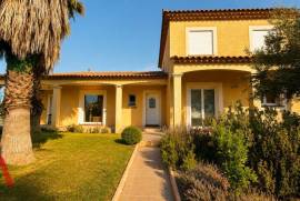 10 room, 209m2 House for sale in Laurens - 499 000 € *