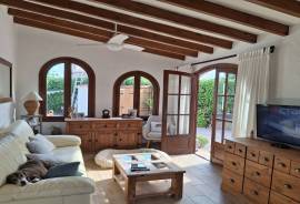 listing listing