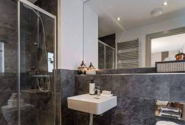 listing listing
