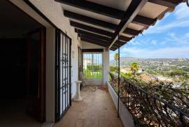 listing listing