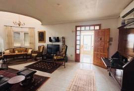 listing listing