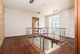 House T6 with Terrace | Évora Old Town