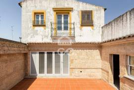 House T6 with Terrace | Évora Old Town