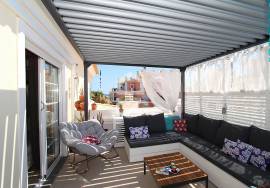 2 bedroom apartment with terrace, sea view and parking space in Armação de Pêra