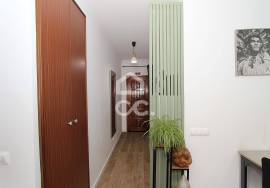 2 bedroom apartment with terrace, sea view and parking space in Armação de Pêra
