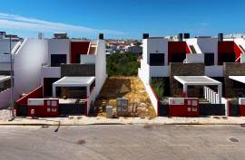 Land for construction of villa near all vicinity in Portimão