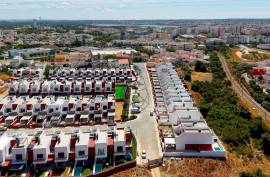 Land for construction of villa near all vicinity in Portimão Land for construction of villa near all vicinity in Portimão
