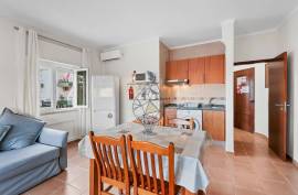 Renovated 1 bedroom apartment a stone's throw from the beach of Praia da Rocha