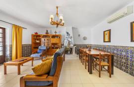3+2 Bedroom Villa - Located in Vale França within walking distance of Praia do Vau 3+2 Bedroom Villa - Located in Vale França within walking distance of Praia do Vau