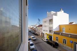 2 bedroom apartment in Lagoa, central area. Well located. 2 bedroom apartment in Lagoa, central area. Well located.