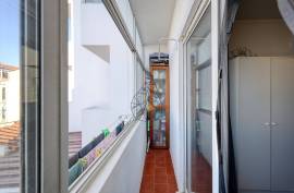 2 bedroom apartment in Lagoa, central area. Well located. 2 bedroom apartment in Lagoa, central area. Well located.