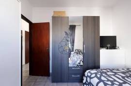 2 bedroom apartment in Lagoa, central area. Well located. 2 bedroom apartment in Lagoa, central area. Well located.