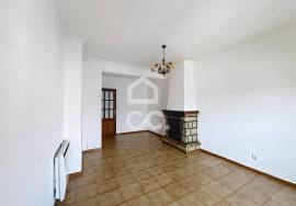 2 Bedroom Apartment Ideal for Own Housing or Monetization 2 Bedroom Apartment Ideal for Own Housing or Monetization