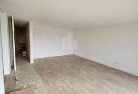 Exclusive 2 Bedroom Apartment in Grijó with Terrace (25m²), Box for 2 Cars and Laundry Exclusive 2 Bedroom Apartment in Grijó with Terrace (25m²), Box for 2 Cars and Laundry