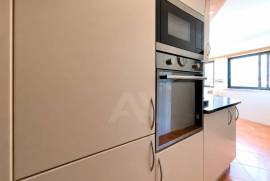 Apartamento T4 com Garagem box, na Amadora Apartamento T4 com Garagem box, na Amadora