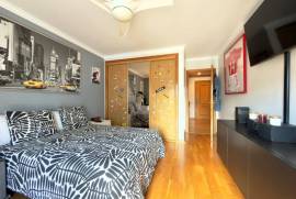 Apartamento T4 com Garagem box, na Amadora Apartamento T4 com Garagem box, na Amadora