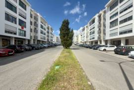 Apartamento T4 com Garagem box, na Amadora Apartamento T4 com Garagem box, na Amadora