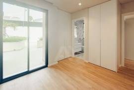 Moradias T4 de Luxo com Terraço e Vista Mar em Cascais