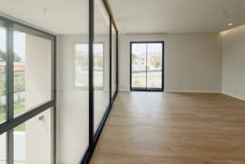 Moradias T4 de Luxo com Terraço e Vista Mar em Cascais