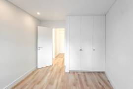 Apartamento T2 Renovado no Estoril a 5 Minutos da Praia