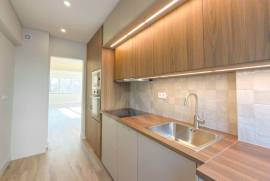 Apartamento T2 Renovado no Estoril a 5 Minutos da Praia