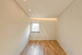 Apartamento T2 Renovado no Estoril a 5 Minutos da Praia