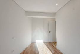 Apartamento T2 Renovado no Estoril a 5 Minutos da Praia